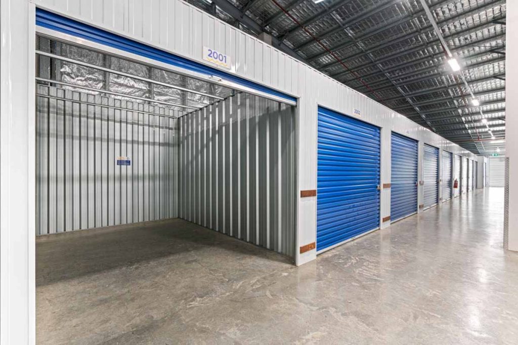 7 Reasons Commercial Storage Units Can Help Make An Office Relocation